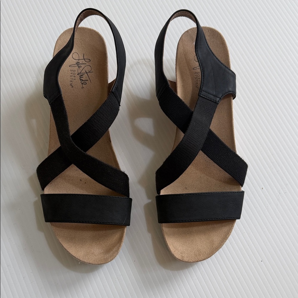 Life stride Women’s Black Slingback Wedge